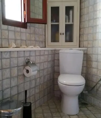 Holiday home κοντύλι - σπίτι στη χώρα, με θέα το κάστρο Skyros